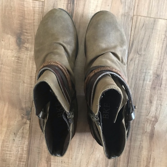 Vintage style Boot-ies - Picture 2 of 9